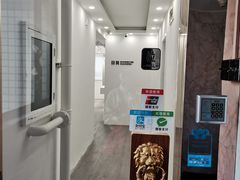 -目艮眼镜SHOWROOM(品牌集合店)