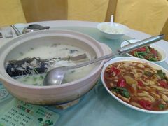 -天乐农家鱼头王(天目湖店)