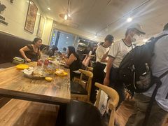 -BHC炸鸡(明洞总店)