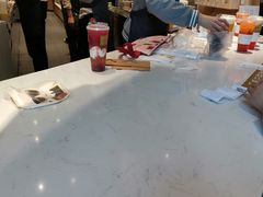 -奈雪的茶(青岛卓悦里INTOWN店)