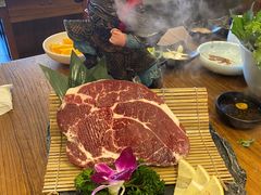牛小排-金石青云炭火烤肉店(中房上东花墅店)