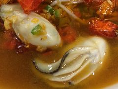 -大富蚝乌东哥饭店·石锅鱼杂·柠檬鸭(革新路店)