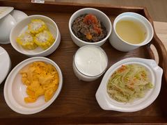 -雪梅月子中心(华侨城店)