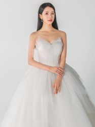 -LA GRACE高端婚纱礼服定制馆