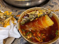 -肖肖酸萝卜鱼火锅(总店)