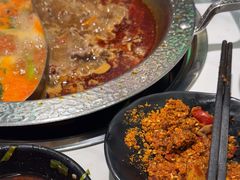 -嘎琉鲜切牛肉自助火锅