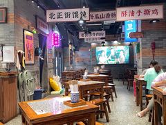 -湘下佬·老长沙吃货铺(酃湖万达店)