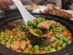 豌豆烧肥肠-咪咪川菜(太乙路店)