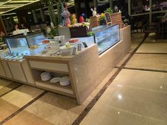 -大中华希尔顿酒店-念自助餐·嗨啤·小龙虾