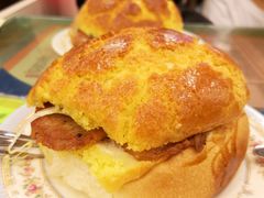 特大猪扒包-金华冰厅