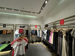 -URBAN REVIVO(佛山南海万达广场店)