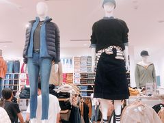 -优衣库(郑州丹尼斯大卫城店)