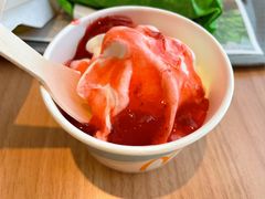 草莓新地-麦当劳(新王府井店)