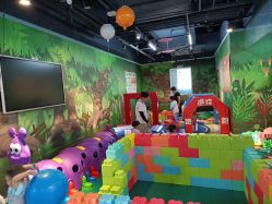 -万达宝贝王(乌鲁木齐德汇店)