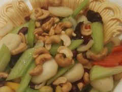 -赶海部落海鲜城(海阳路店)