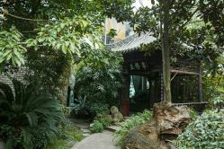 -莲生母婴月子中心(清水河公园店)