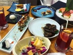 -佰烧海鲜烤肉火锅自助(世茂国际广场店)