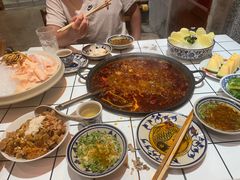 -旧街市鲜货老火锅(大光路店)