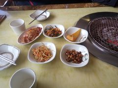 -牛信亭韩国料理·炭火烤肉(紫藤路店)