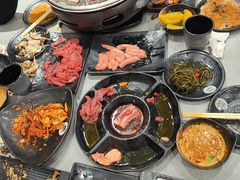 -啊美丽炭火烤肉(滑翔一店)