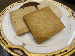 -也枫·小黄楼(南山路旗舰店)