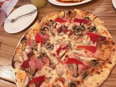 -城市大道红炉披萨烘焙坊