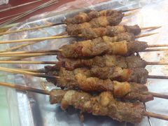 -清真磊磊烧烤老店(饮虎池街34号店)