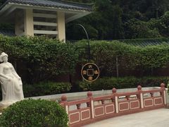 -江门古兜温泉小镇