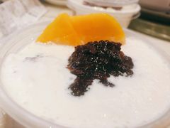 芒果白雪黑糯米甜甜-满记甜品(荟聚购物中心店)