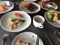 -荣誉国际酒店-云顶旋转餐厅