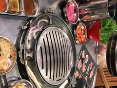 -唯成•韩国炭火烤肉 유성고기