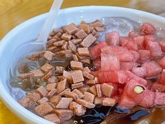 -大众跷脚牛肉馆·非遗传承单位(峨眉山店)