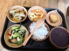 -一两饭川味素食餐厅