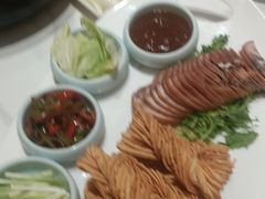 -梅利汴京烤鸭•开封豫菜地标店(东大街店)