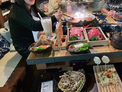 -湊湊火锅·茶憩(上海合生汇店)