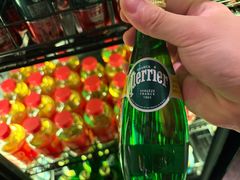 -浅深(世茂滨江精品店)