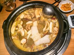 -一朵菌·野生菌探索家火锅(南亚店)