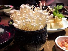 金针菇-左庭右院鲜牛肉火锅(新梅广场店)