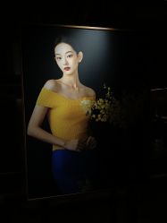 -LIIZ肖像(悦动新门西店)