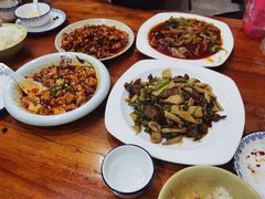 山菌炒牛柳-二毛川菜馆(黄河路店)
