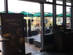 门面-星巴克(南宁民歌湖店)