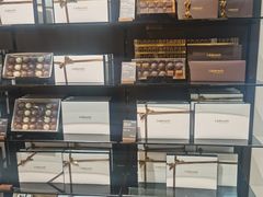 -Laderach 莱德拉(上海环贸iapm店)