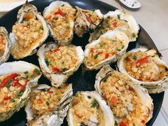 -覃记海鲜美食餐厅