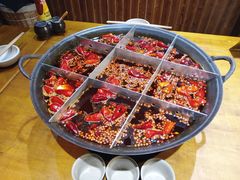 -白乐天毛肚火锅馆(南滨路店)