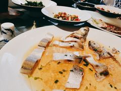 -姜君·千岛湖鱼头馆(浦东大道店)