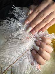 -小黑瓶美甲美睫