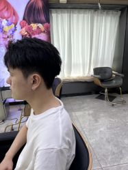 -藤野造型烫发染发