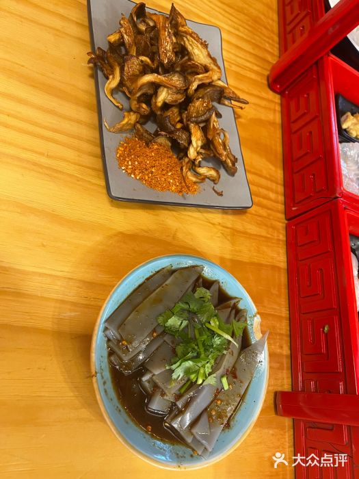 勺子米线·云南传统小吃市集(四方街店)图片