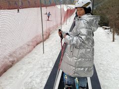 -采薇庄园四季滑雪场