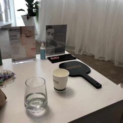 -첫번째 初见美学中心